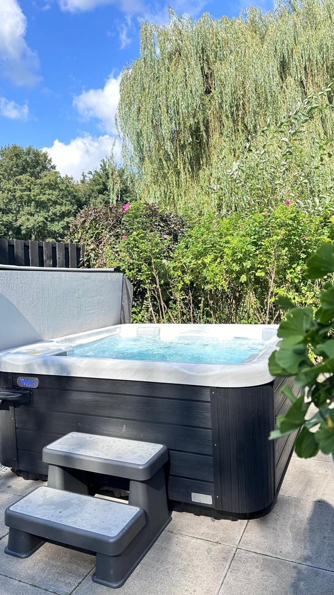فيلا De Luxe Bed &Wellness دين بوس المظهر الخارجي الصورة